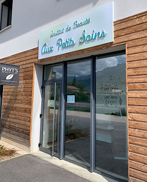 facade institut beaute tencin